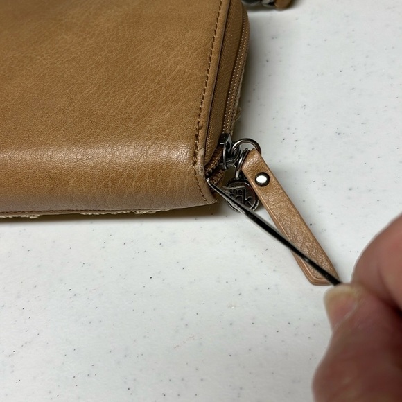 The Sac Tan and Cream Crochet Crossbody Bag - Picture 8 of 13